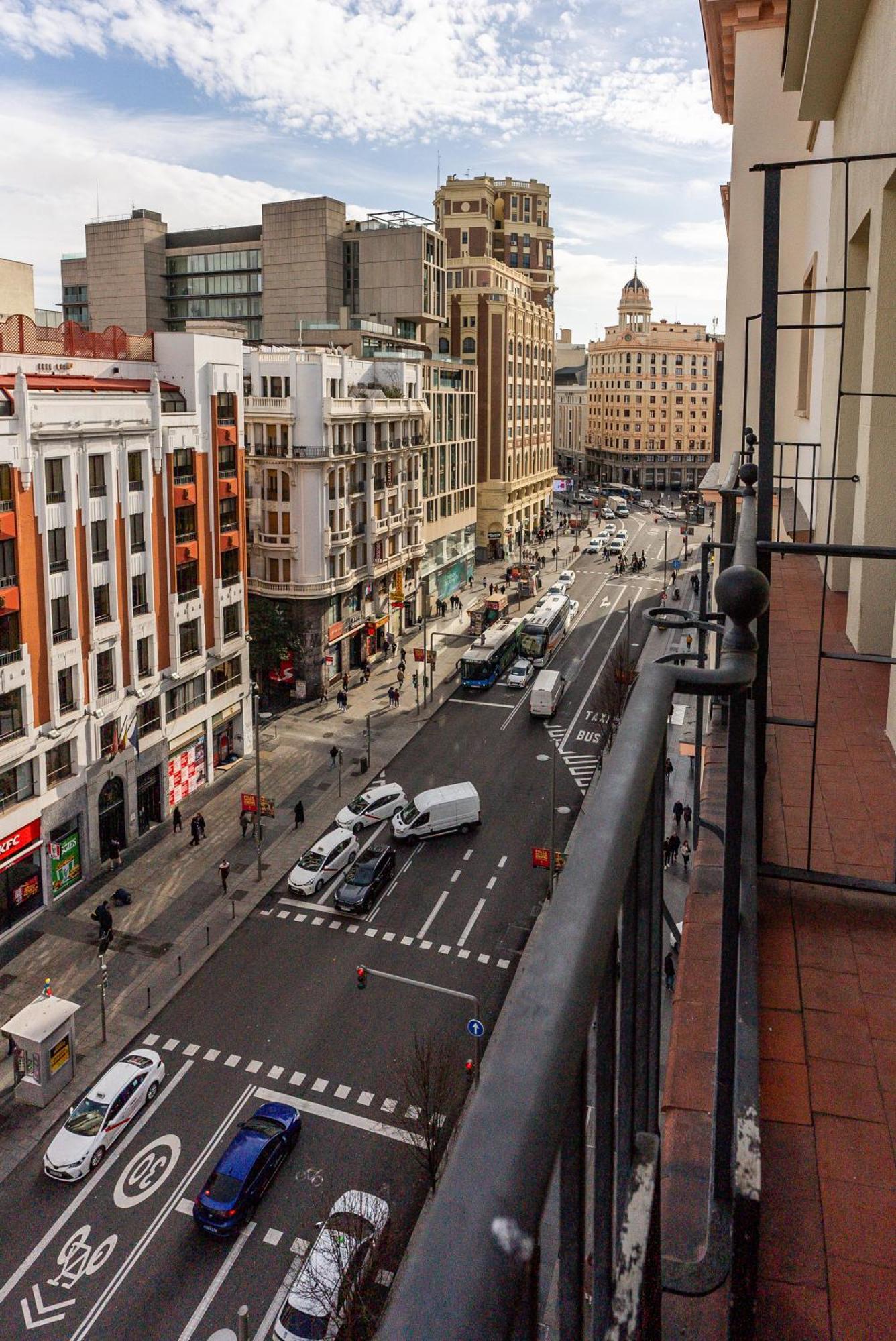 Smartr Madrid Gran Via 47 Apartment Exterior photo